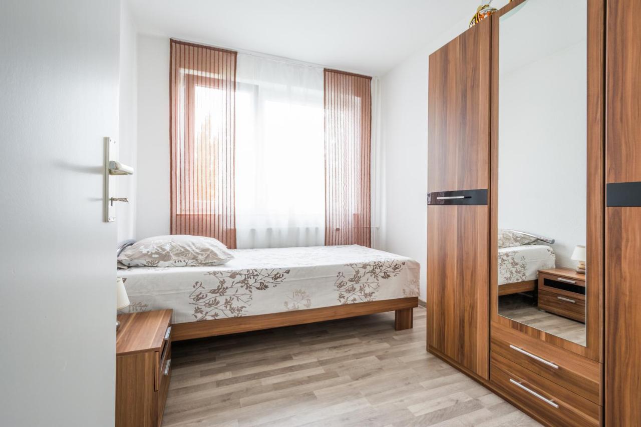 Anyroomdirect Private Apartments Near Hannover Exhibition Room Agency Экстерьер фото